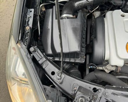 Черный Опель Зафира, объемом двигателя 1.6 л и пробегом 198 тыс. км за 6300 $, фото 17 на Automoto.ua