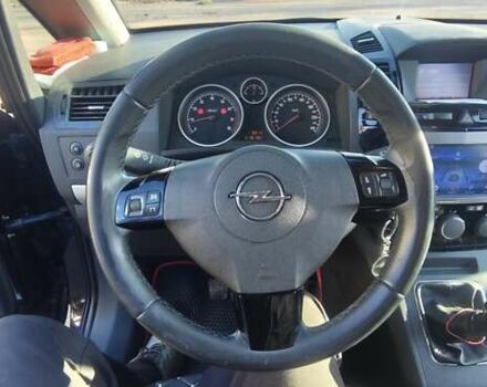 Черный Опель Зафира, объемом двигателя 1.6 л и пробегом 220 тыс. км за 7200 $, фото 33 на Automoto.ua