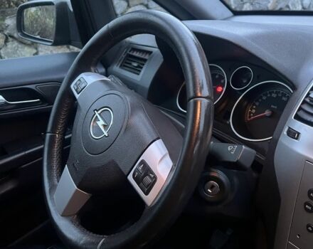 Чорний Опель Зафіра, об'ємом двигуна 1.6 л та пробігом 212 тис. км за 5700 $, фото 6 на Automoto.ua