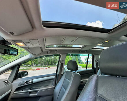 Черный Опель Зафира, объемом двигателя 1.6 л и пробегом 279 тыс. км за 6500 $, фото 49 на Automoto.ua