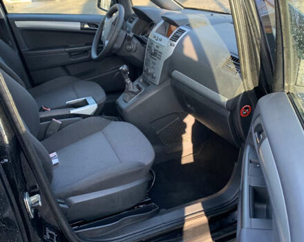 Чорний Опель Зафіра, об'ємом двигуна 0 л та пробігом 174 тис. км за 6900 $, фото 11 на Automoto.ua