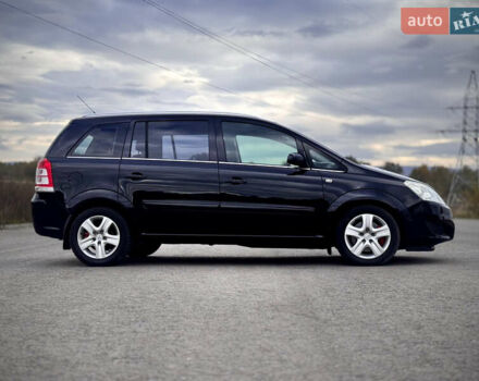 Чорний Опель Зафіра, об'ємом двигуна 1.7 л та пробігом 197 тис. км за 6500 $, фото 17 на Automoto.ua