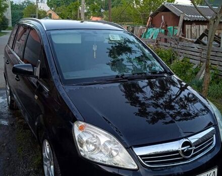 Черный Опель Зафира, объемом двигателя 2.2 л и пробегом 145 тыс. км за 7000 $, фото 1 на Automoto.ua