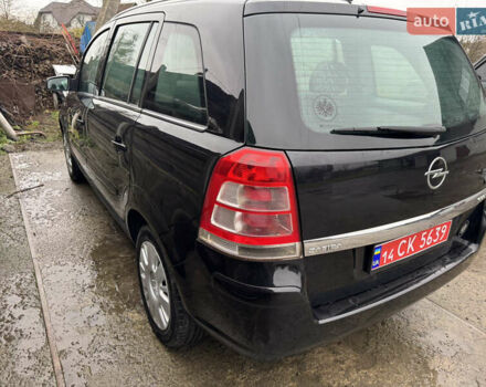 Черный Опель Зафира, объемом двигателя 1.6 л и пробегом 198 тыс. км за 6300 $, фото 1 на Automoto.ua