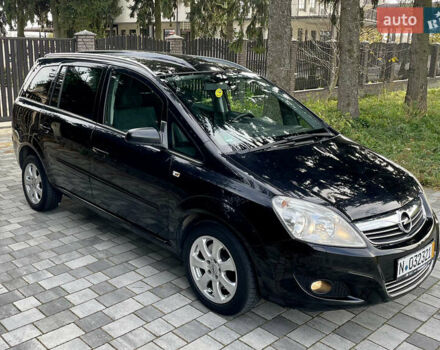 Черный Опель Зафира, объемом двигателя 1.6 л и пробегом 206 тыс. км за 6700 $, фото 6 на Automoto.ua