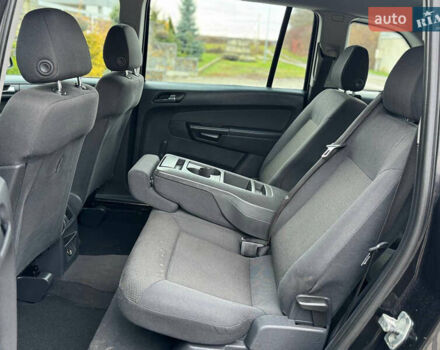 Черный Опель Зафира, объемом двигателя 1.8 л и пробегом 256 тыс. км за 6250 $, фото 51 на Automoto.ua