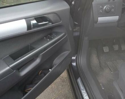 Черный Опель Зафира, объемом двигателя 1.6 л и пробегом 211 тыс. км за 8000 $, фото 13 на Automoto.ua