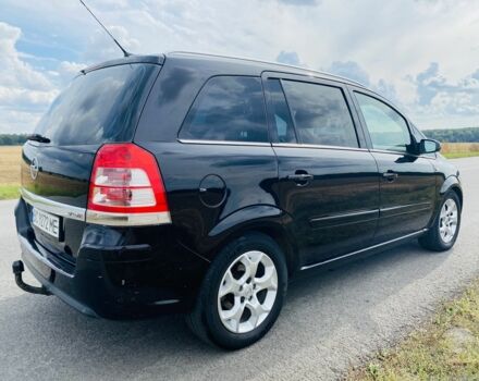 Черный Опель Зафира, объемом двигателя 1.7 л и пробегом 311 тыс. км за 6900 $, фото 3 на Automoto.ua