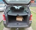 Черный Опель Зафира, объемом двигателя 1.6 л и пробегом 172 тыс. км за 6100 $, фото 9 на Automoto.ua