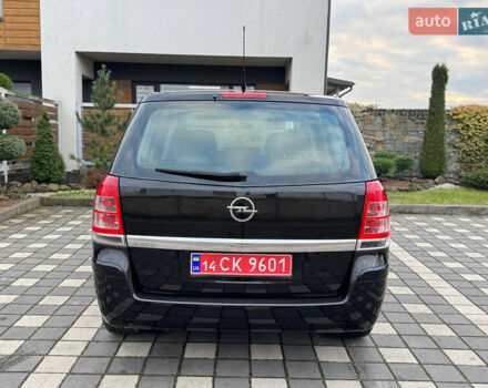 Черный Опель Зафира, объемом двигателя 1.8 л и пробегом 256 тыс. км за 6250 $, фото 28 на Automoto.ua