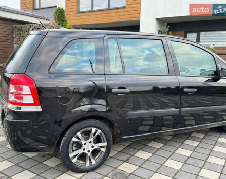 Черный Опель Зафира, объемом двигателя 1.8 л и пробегом 256 тыс. км за 6250 $, фото 21 на Automoto.ua