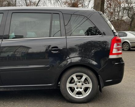 Черный Опель Зафира, объемом двигателя 1.6 л и пробегом 218 тыс. км за 7690 $, фото 18 на Automoto.ua