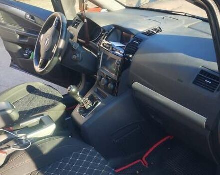 Черный Опель Зафира, объемом двигателя 1.6 л и пробегом 220 тыс. км за 7200 $, фото 13 на Automoto.ua