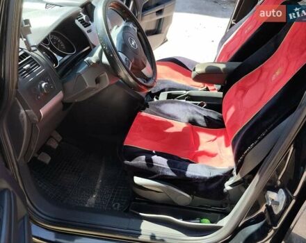 Чорний Опель Зафіра, об'ємом двигуна 1.7 л та пробігом 247 тис. км за 6400 $, фото 5 на Automoto.ua