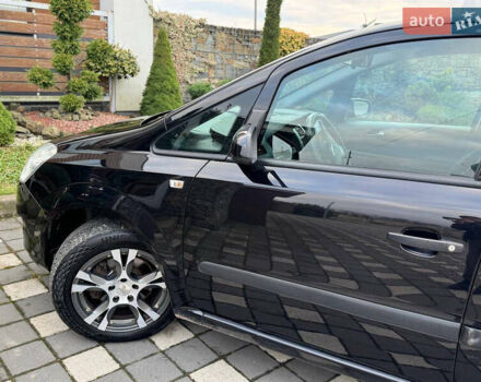 Черный Опель Зафира, объемом двигателя 1.8 л и пробегом 256 тыс. км за 6250 $, фото 27 на Automoto.ua