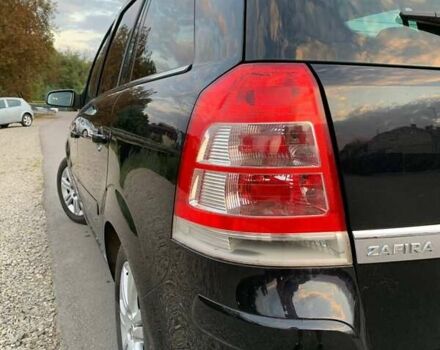 Черный Опель Зафира, объемом двигателя 1.8 л и пробегом 198 тыс. км за 6900 $, фото 20 на Automoto.ua