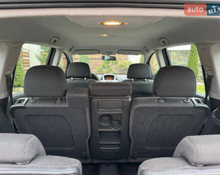 Черный Опель Зафира, объемом двигателя 1.8 л и пробегом 256 тыс. км за 6250 $, фото 58 на Automoto.ua