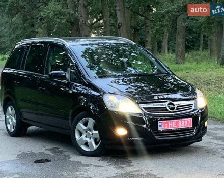 Черный Опель Зафира, объемом двигателя 1.8 л и пробегом 238 тыс. км за 5999 $, фото 15 на Automoto.ua