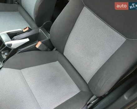 Черный Опель Зафира, объемом двигателя 1.6 л и пробегом 121 тыс. км за 6999 $, фото 22 на Automoto.ua