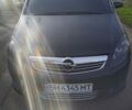 Черный Опель Зафира, объемом двигателя 1.6 л и пробегом 211 тыс. км за 8000 $, фото 3 на Automoto.ua