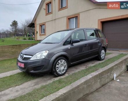 Черный Опель Зафира, объемом двигателя 1.6 л и пробегом 172 тыс. км за 6100 $, фото 1 на Automoto.ua