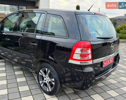 Черный Опель Зафира, объемом двигателя 1.8 л и пробегом 256 тыс. км за 6250 $, фото 25 на Automoto.ua