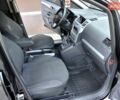 Черный Опель Зафира, объемом двигателя 1.7 л и пробегом 250 тыс. км за 5400 $, фото 27 на Automoto.ua