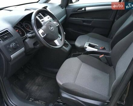 Черный Опель Зафира, объемом двигателя 1.6 л и пробегом 121 тыс. км за 6999 $, фото 21 на Automoto.ua