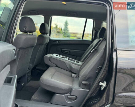 Черный Опель Зафира, объемом двигателя 1.8 л и пробегом 256 тыс. км за 6250 $, фото 50 на Automoto.ua