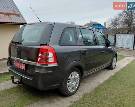 Черный Опель Зафира, объемом двигателя 1.6 л и пробегом 172 тыс. км за 6100 $, фото 5 на Automoto.ua