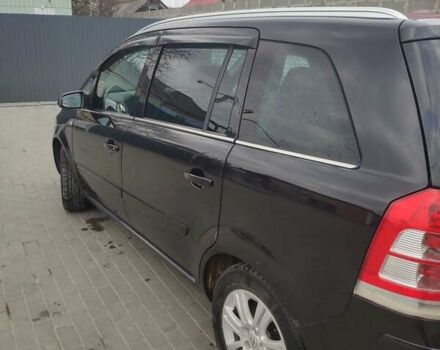 Черный Опель Зафира, объемом двигателя 1.8 л и пробегом 242 тыс. км за 7300 $, фото 3 на Automoto.ua