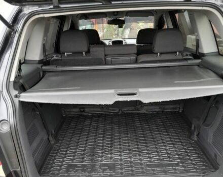 Черный Опель Зафира, объемом двигателя 1.9 л и пробегом 395 тыс. км за 6519 $, фото 2 на Automoto.ua