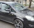 Черный Опель Зафира, объемом двигателя 1.8 л и пробегом 226 тыс. км за 7100 $, фото 2 на Automoto.ua