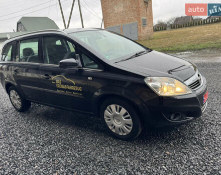 Черный Опель Зафира, объемом двигателя 1.6 л и пробегом 198 тыс. км за 6300 $, фото 13 на Automoto.ua