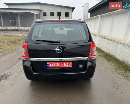 Черный Опель Зафира, объемом двигателя 1.6 л и пробегом 198 тыс. км за 6300 $, фото 33 на Automoto.ua