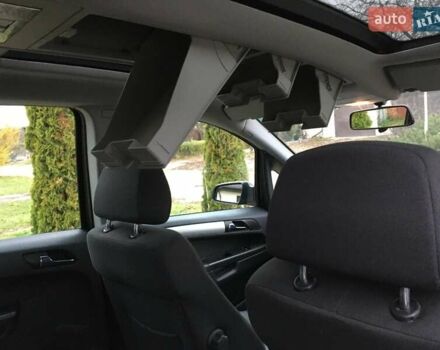 Черный Опель Зафира, объемом двигателя 1.6 л и пробегом 121 тыс. км за 6999 $, фото 38 на Automoto.ua