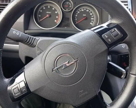 Чорний Опель Зафіра, об'ємом двигуна 1.8 л та пробігом 215 тис. км за 6500 $, фото 9 на Automoto.ua