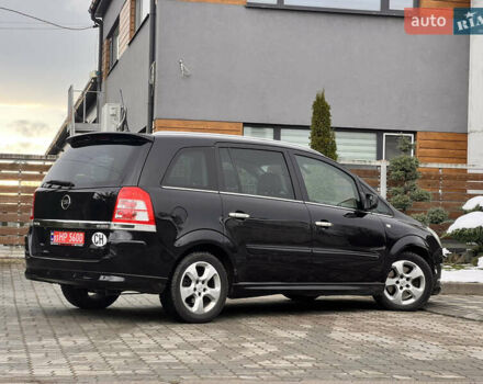 Черный Опель Зафира, объемом двигателя 1.9 л и пробегом 172 тыс. км за 8000 $, фото 10 на Automoto.ua