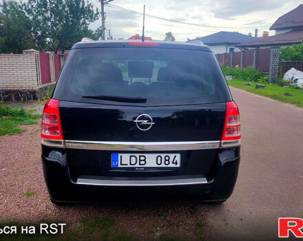 Черный Опель Зафира, объемом двигателя 1.6 л и пробегом 231 тыс. км за 6950 $, фото 5 на Automoto.ua