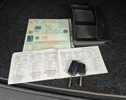 Черный Опель Зафира, объемом двигателя 1.8 л и пробегом 201 тыс. км за 6950 $, фото 20 на Automoto.ua