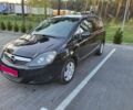 Черный Опель Зафира, объемом двигателя 1.7 л и пробегом 256 тыс. км за 6000 $, фото 1 на Automoto.ua