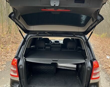 Чорний Опель Зафіра, об'ємом двигуна 1.9 л та пробігом 313 тис. км за 6500 $, фото 4 на Automoto.ua