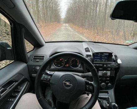 Чорний Опель Зафіра, об'ємом двигуна 1.9 л та пробігом 313 тис. км за 6500 $, фото 14 на Automoto.ua