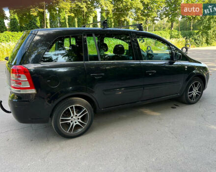 Черный Опель Зафира, объемом двигателя 1.8 л и пробегом 253 тыс. км за 7000 $, фото 5 на Automoto.ua