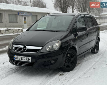 Черный Опель Зафира, объемом двигателя 1.7 л и пробегом 244 тыс. км за 7499 $, фото 21 на Automoto.ua