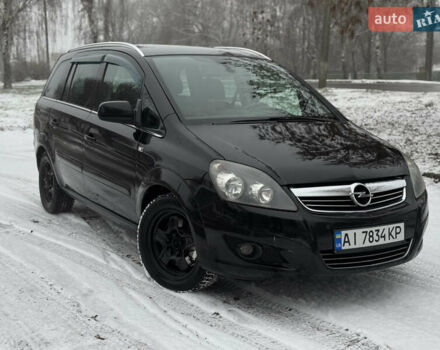 Черный Опель Зафира, объемом двигателя 1.7 л и пробегом 244 тыс. км за 7499 $, фото 11 на Automoto.ua