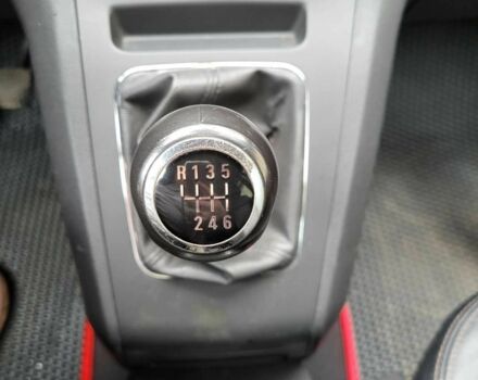 Черный Опель Зафира, объемом двигателя 1.7 л и пробегом 256 тыс. км за 6000 $, фото 4 на Automoto.ua