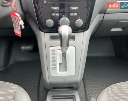 Черный Опель Зафира, объемом двигателя 1.9 л и пробегом 172 тыс. км за 8000 $, фото 15 на Automoto.ua