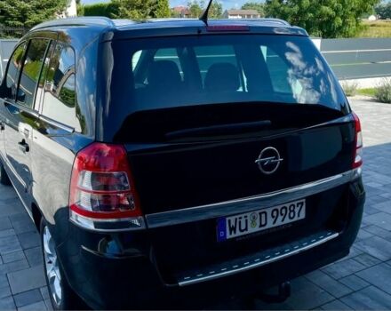 Чорний Опель Зафіра, об'ємом двигуна 1.9 л та пробігом 182 тис. км за 2300 $, фото 4 на Automoto.ua