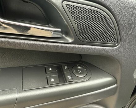 Черный Опель Зафира, объемом двигателя 1.6 л и пробегом 201 тыс. км за 7100 $, фото 10 на Automoto.ua